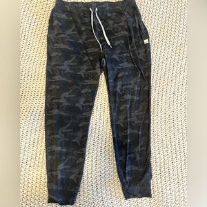 Vuori performance jogger